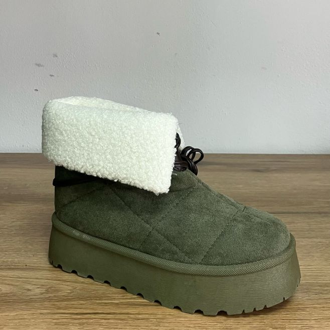 Snehule s kožušinovým lemom❄️ Model VL212, cena 21,90€💥 kúpiš u nás na predajni SNP 23, Šurany📍alebo na www.obuj.to👈